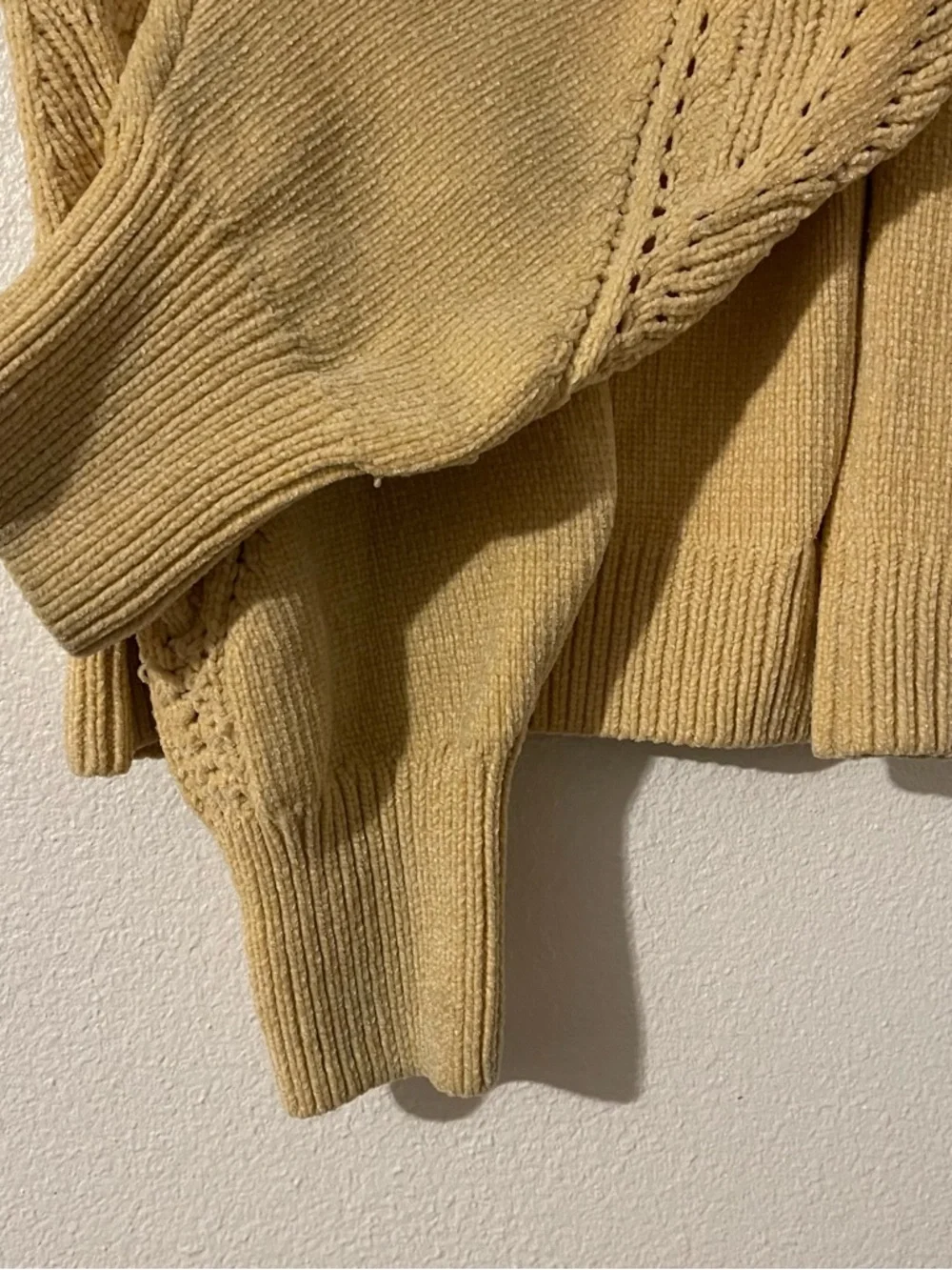 Cynthia Rowley Women’s Mustard Yellow Pointelle Crewneck Sweater Size Medium